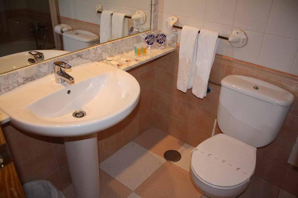 Hostal Macami Pedro Abad Room photo